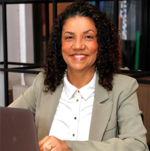 Ana Liberalino